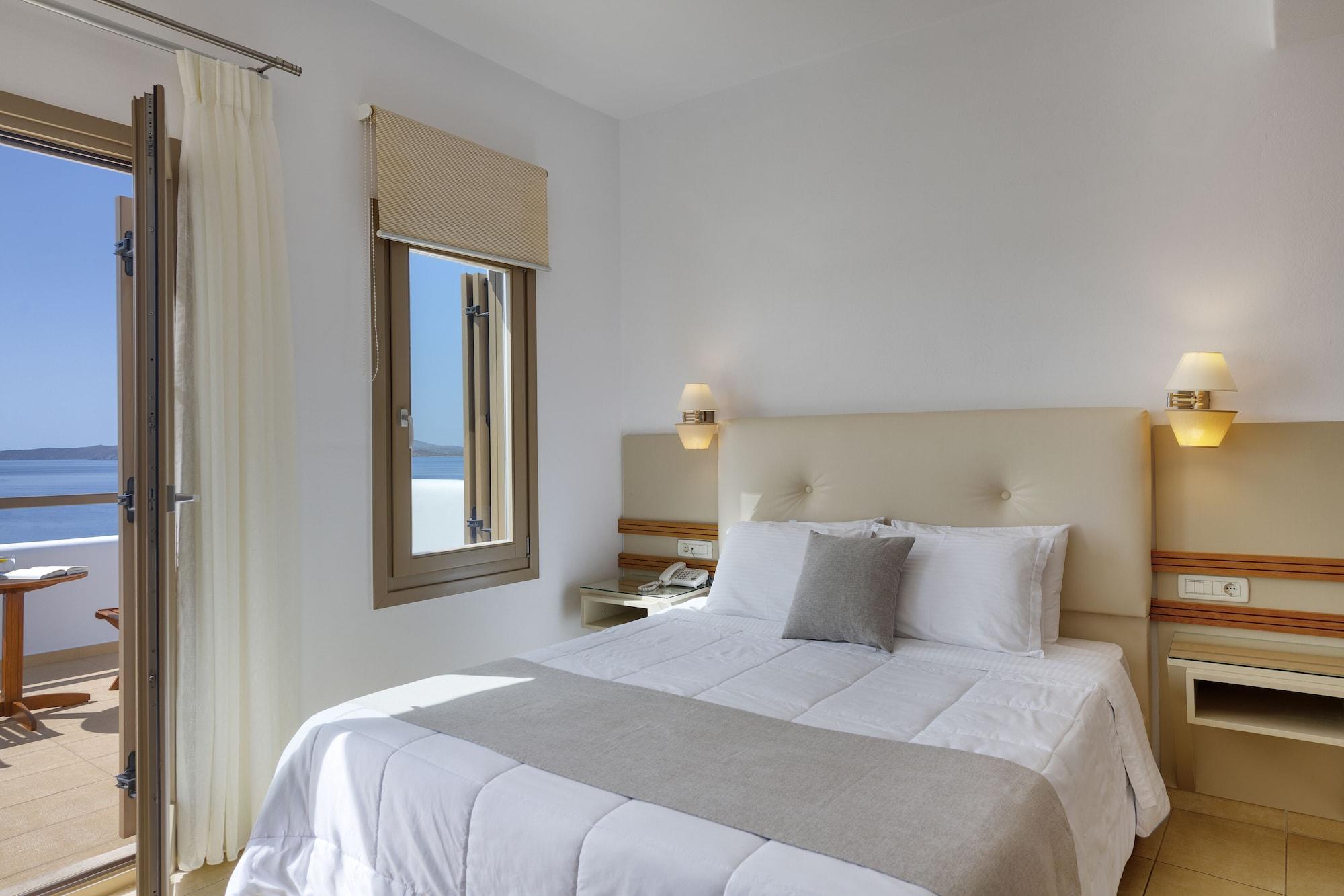 Otel Lithos By Spyros & Flora 4*